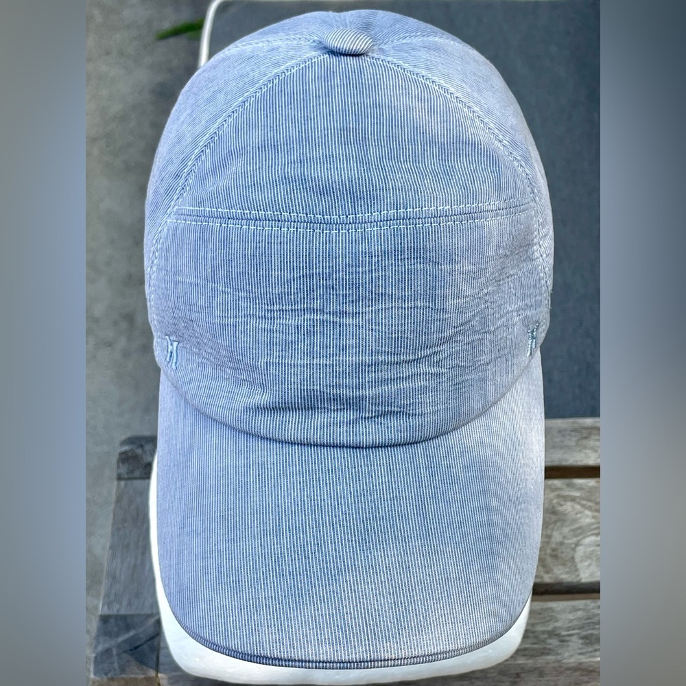 Hermes micro pinstripe cap, silver snaps, covered button,cotton, blue/white, 58 - Picture 12 of 15